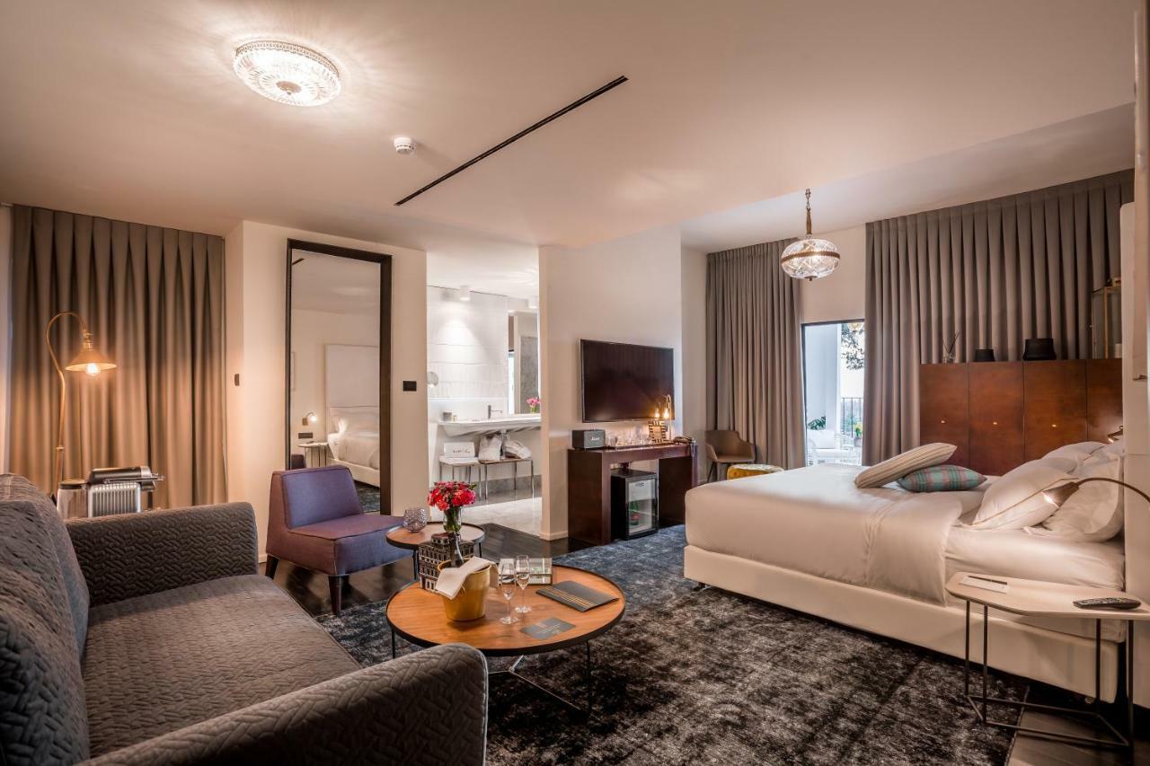 Lear Sense Hotel Gedera Exteriör bild